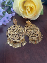 Load image into Gallery viewer, Margarita Filigree Earrings/ Grandes

