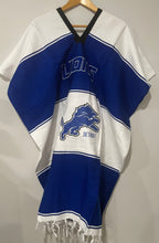 Load image into Gallery viewer, NFL POCHO DETROIT LIONS ACRYLIC COTTON/NEW MADE IN MEXICO
