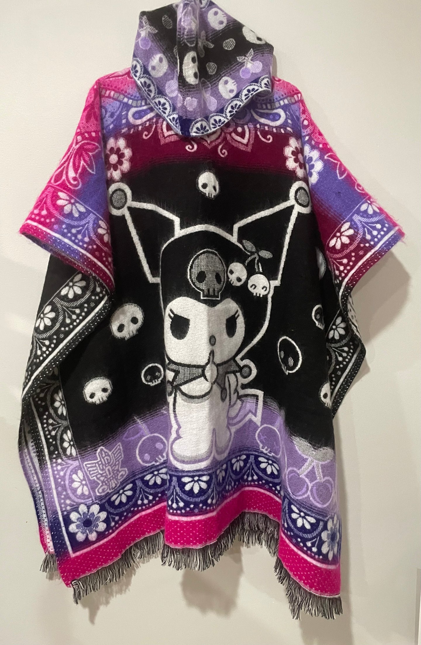 Poncho Kuromi