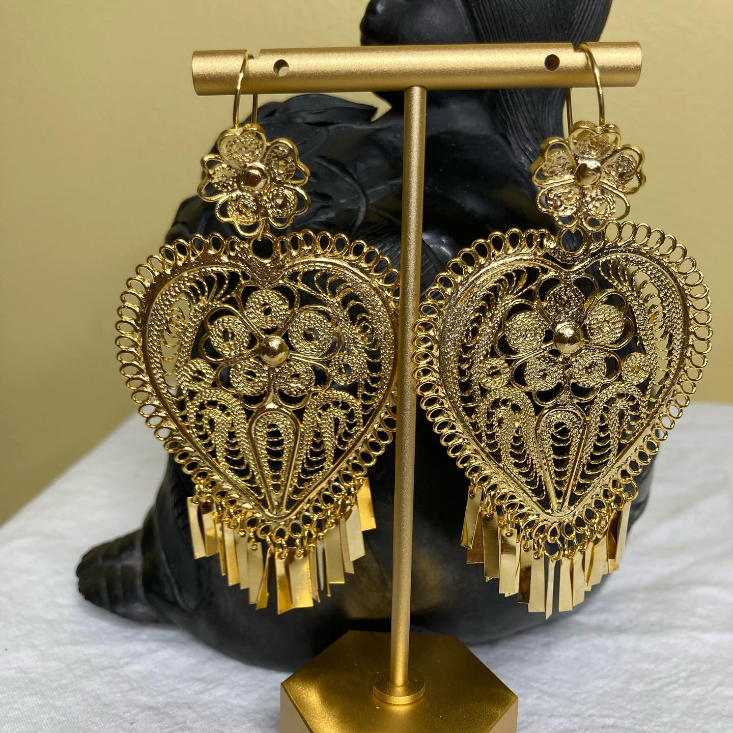 Medium Tehuana Earrings - Hearts
